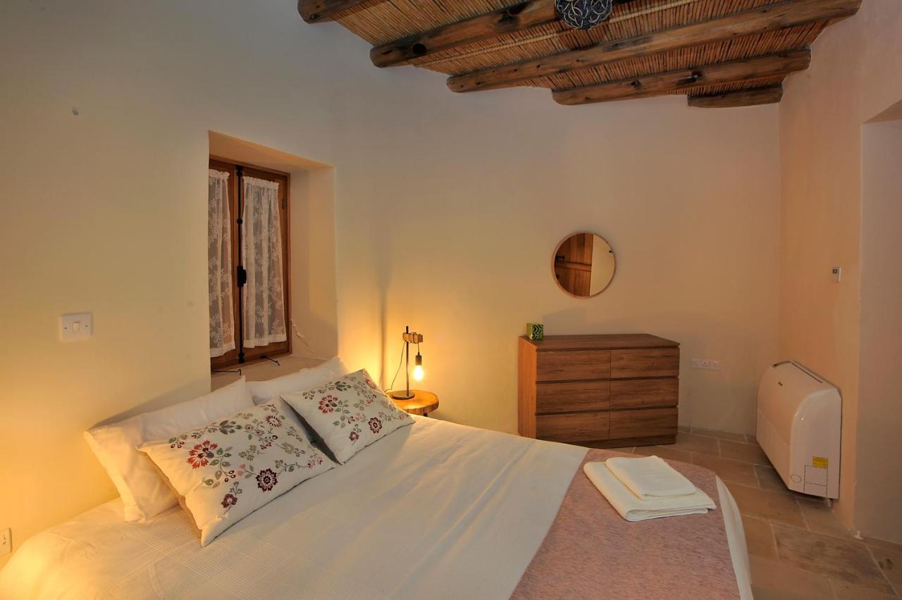 Pentasino Traditional House Agios Theodoros Buitenkant foto