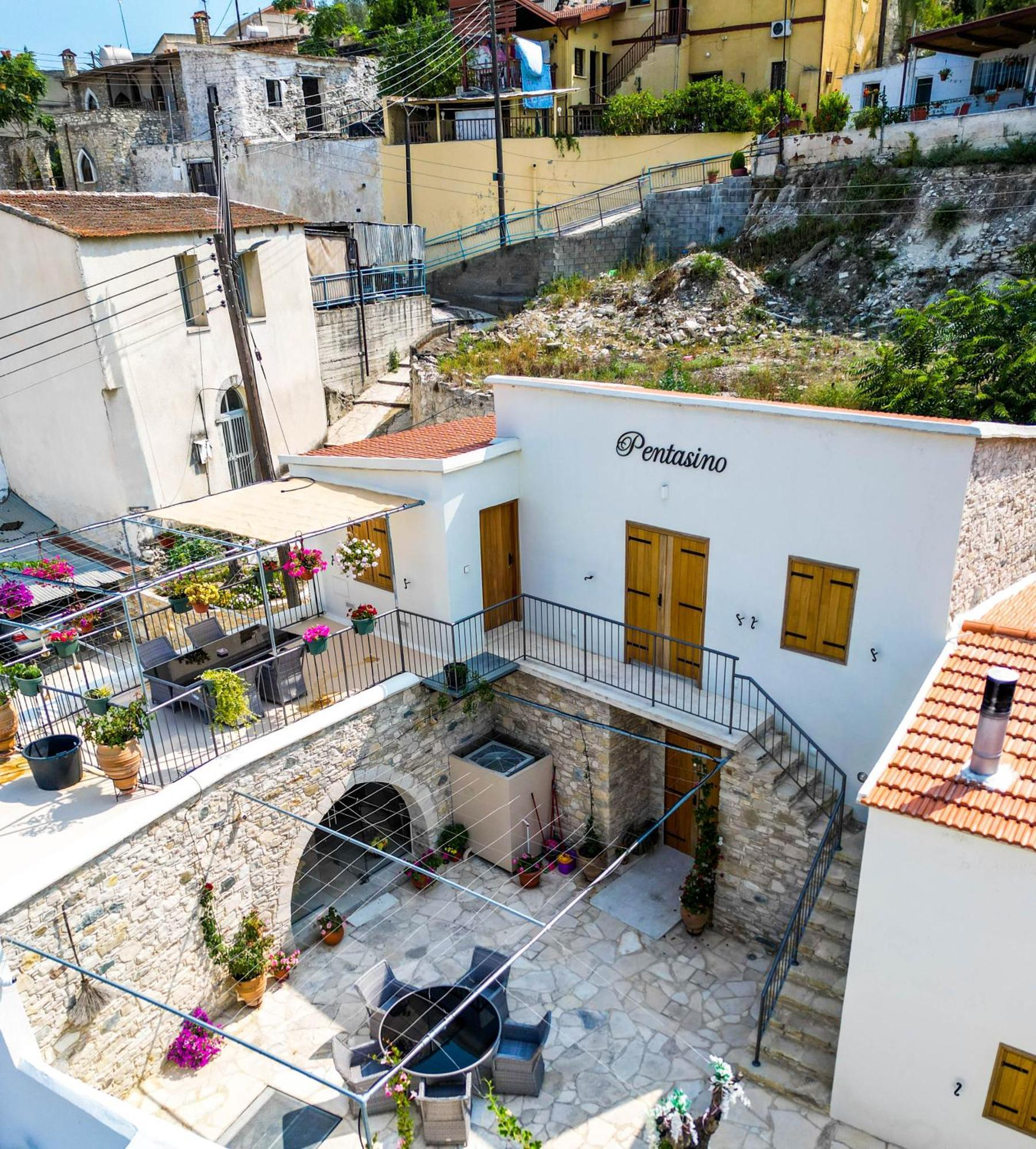 Pentasino Traditional House Agios Theodoros Buitenkant foto